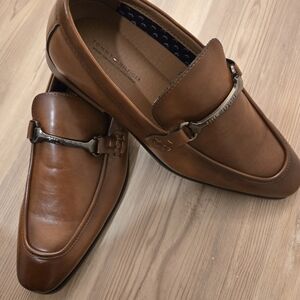 Tommy Hilfiger Tan Leather Slip-On Loafers